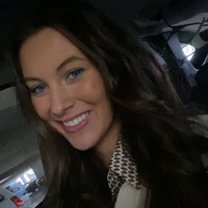 Meet your Posher, Carolyne